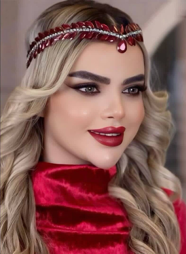 تاج پیشانی نفیس