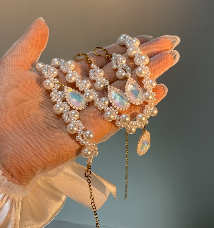 سرویس جواهری (کد ۸)