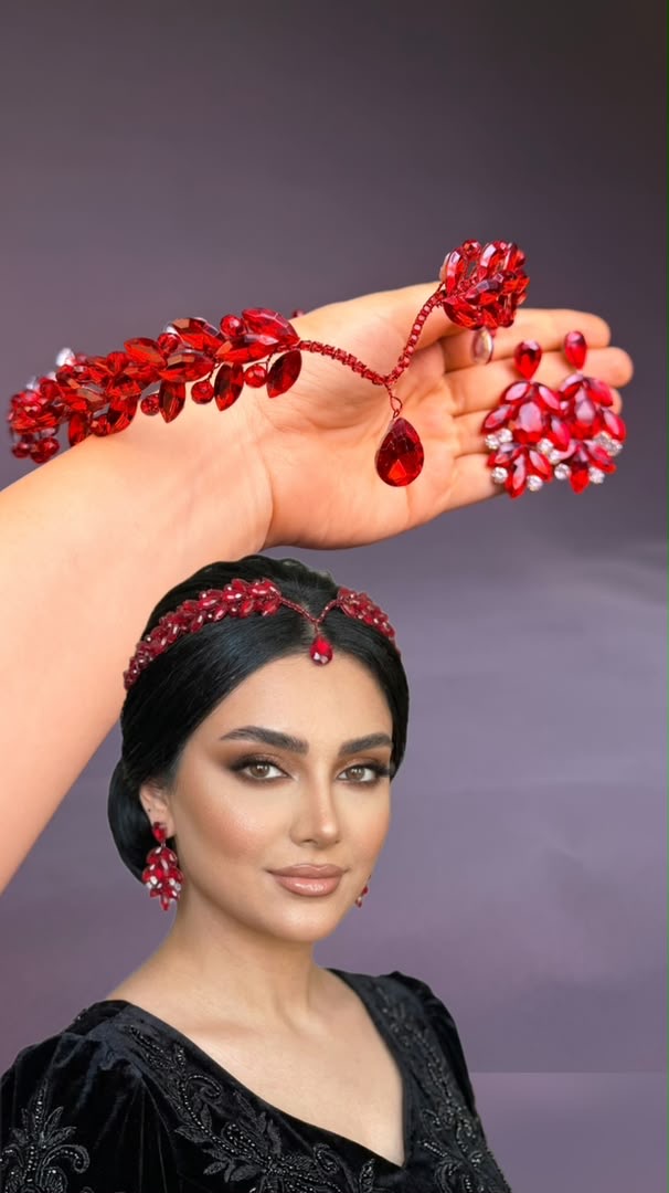 تاج پیشانی مه گل